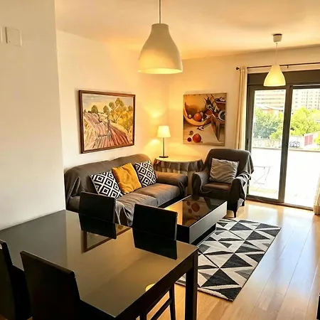 Piso Centro De Junto Al Metro Appartamento *