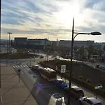 Piso Centro De Junto Al Metro Апартаменты *